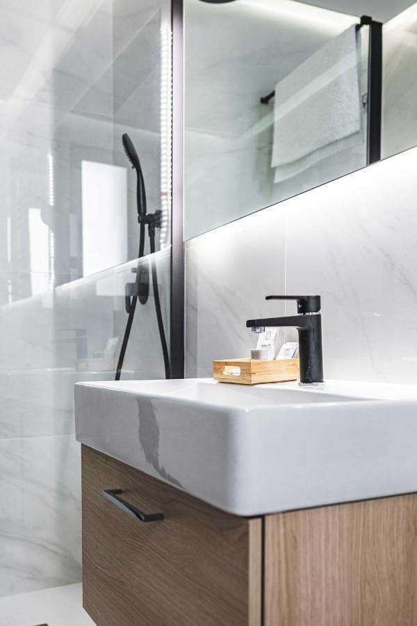 Apartamentos Caceres Central Suites 外观 照片