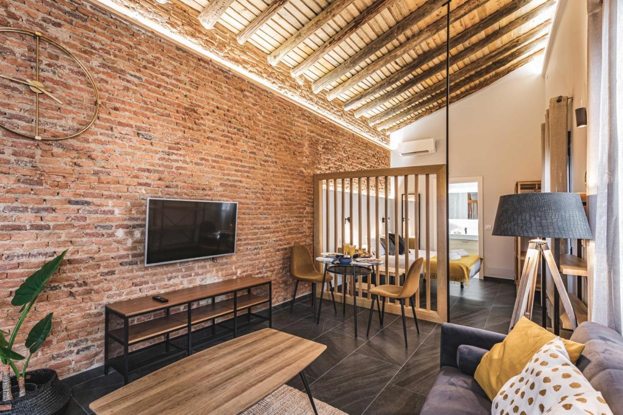 Apartamentos Caceres Central Suites 外观 照片