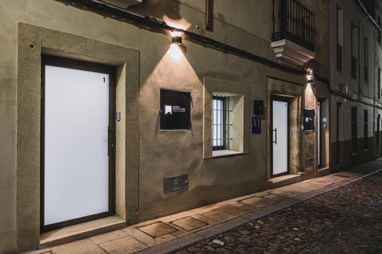 Apartamentos Caceres Central Suites 外观 照片