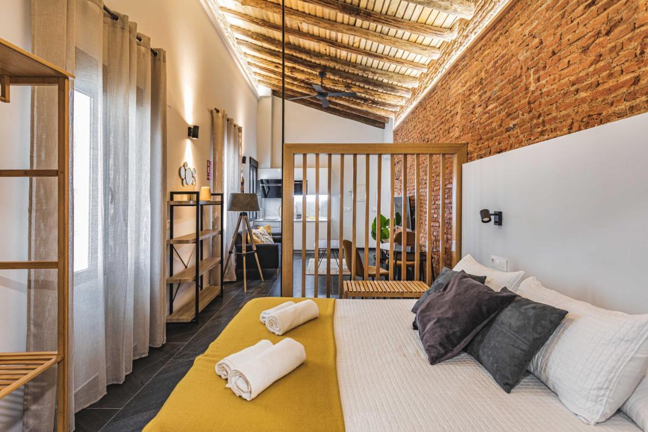 Apartamentos Caceres Central Suites 外观 照片