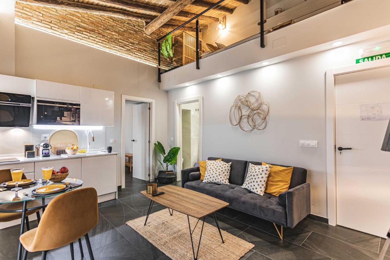 Apartamentos Caceres Central Suites 外观 照片