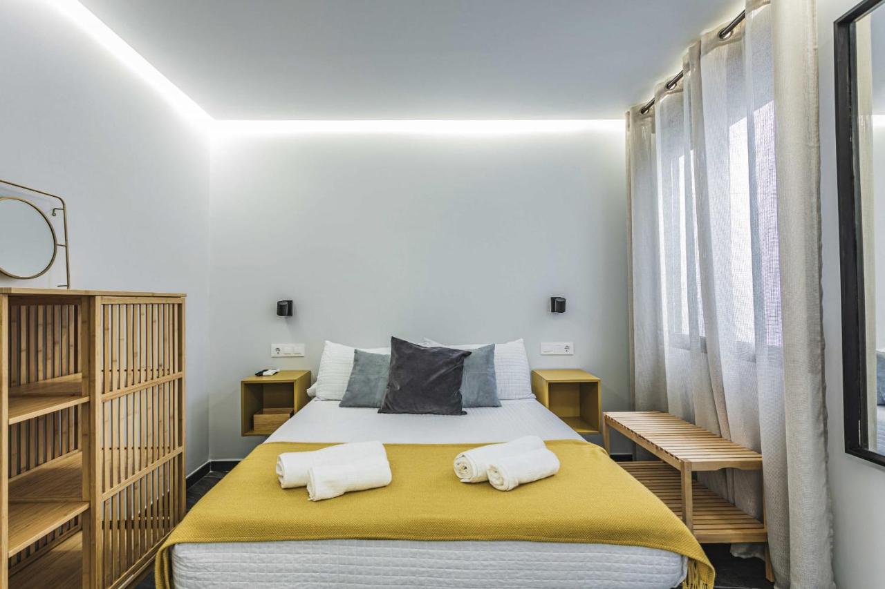 Apartamentos Caceres Central Suites 外观 照片